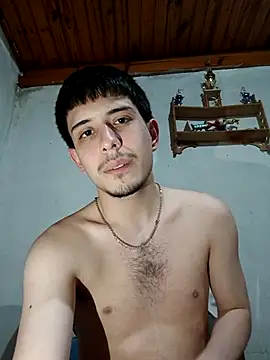 Snapshot of Elvergonn2105 chatting on October 20, 4:24 am Elvergonn2105 online show from October 20, 4:24 am