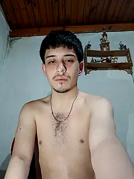 Snapshot of Elvergonn2105 chatting on November 7, 4:56 am Elvergonn2105 online show from November 7, 4:56 am