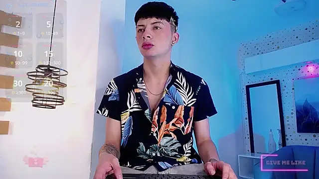 Steev Novoa online show from February 26, 6:58 am