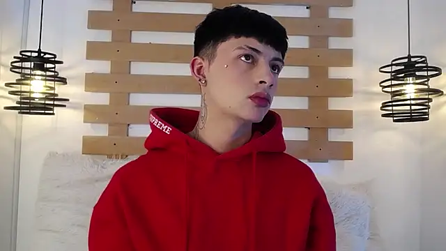 Steev Novoa online show from March 5, 4:45 am