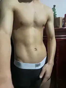 Snapshot of Mrtzz_ chatting on December 22, 10:58 pm Mrtzz online show from December 22, 10:58 pm