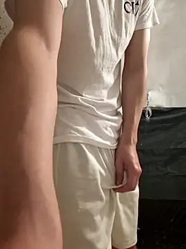 Snapshot of Mrtzz_ chatting on October 11, 10:41 pm Mrtzz online show from October 11, 10:41 pm