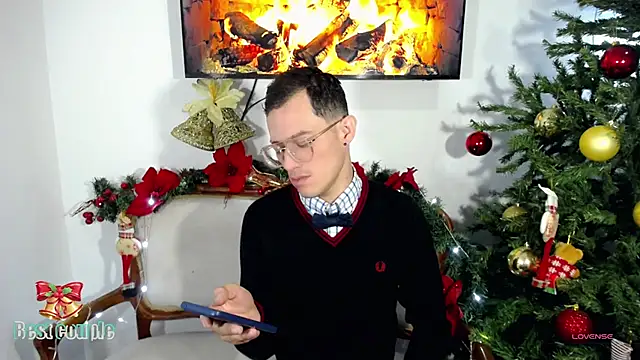 Snapshot of basic_Instinct chatting on December 6, 8:37 am basic Instinct online show from December 6, 8:37 am