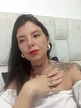 Snapshot of basic_Instinct chatting on September 20, 10:49 am basic Instinct online show from September 20, 10:49 am