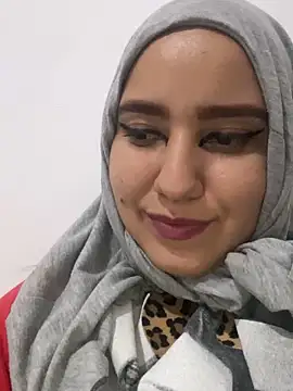 hannahayat online show from December 9, 10:20 pm