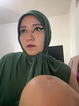 hannahayat online show from February 4, 3:07 pm