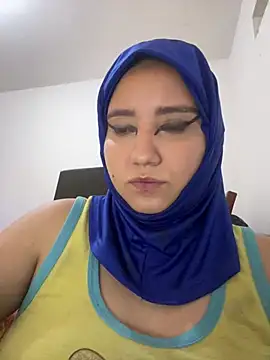 Snapshot of hannahayat chatting on June 7, 3:16 pm hannahayat online show from June 7, 3:16 pm