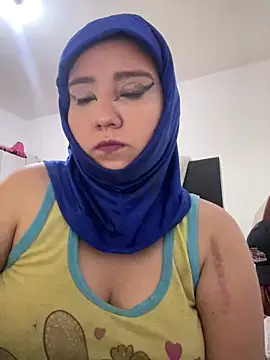 Snapshot of hannahayat chatting on June 16, 3:36 pm hannahayat online show from June 16, 3:36 pm