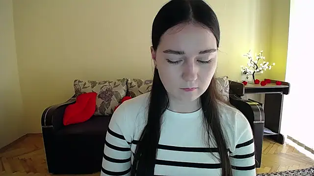 Pretty shy online show from May 11, 8:42 am