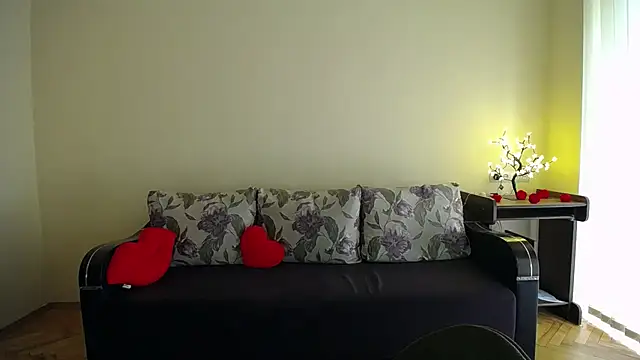 Pretty shy online show from May 22, 8:42 am