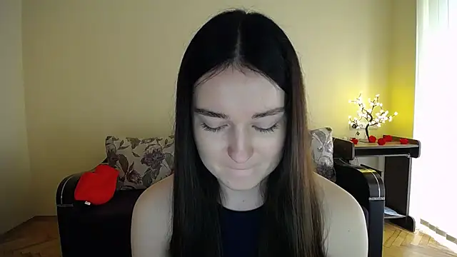 Pretty shy online show from May 25, 7:36 am