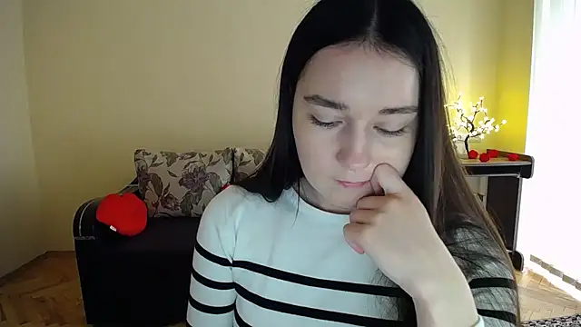 Pretty shy online show from May 28, 8:22 am