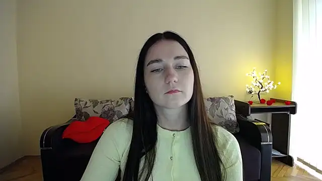 Snapshot of Pretty_shy chatting on July 10, 8:50 am Pretty shy online show from July 10, 8:50 am