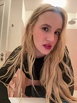 isisxoxx online show from March 14, 6:19 am