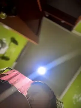 Emiily lee online show from April 16, 9:21 am