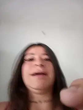 Snapshot of Alona_Evans chatting on January 18, 11:32 am Alona Evans online show from January 18, 11:32 am