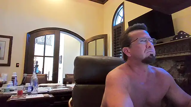 sluttydylan online show from March 24, 5:40 pm