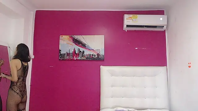 nextdoor fantasy1 online show from December 13, 9:30 pm