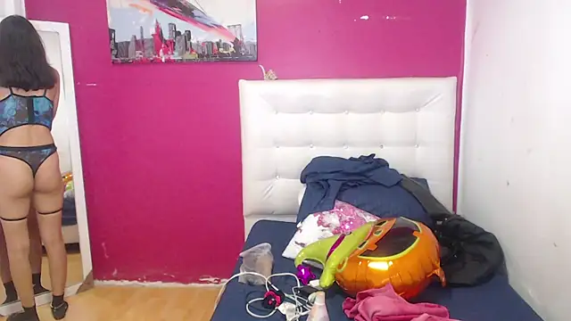 nextdoor fantasy1 online show from October 30, 10:10 pm