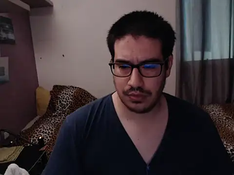 thealfawolf01 online show from July 9, 1:09 am