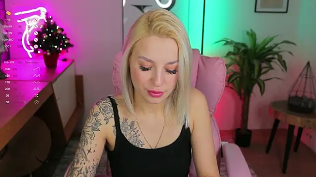 Crystal Barbie online show from January 15, 2:27 am