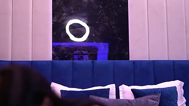 AishaDevoe online show from December 28, 6:40 pm