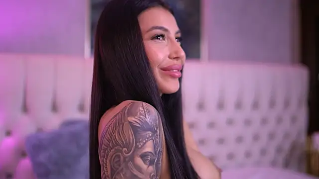 AishaDevoe online show from February 5, 1:15 am