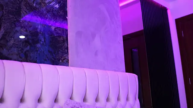 AishaDevoe online show from March 10, 4:38 am