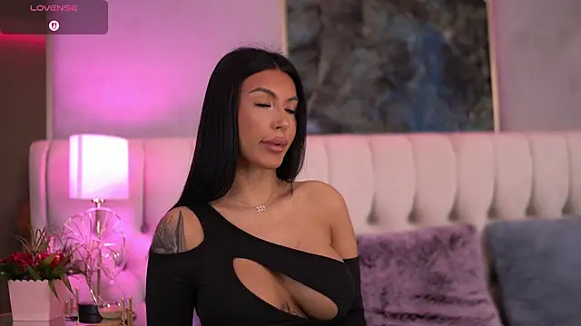 AishaDevoe online show from March 20, 7:35 pm