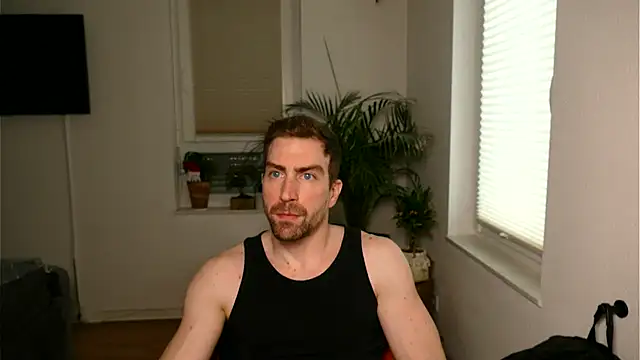 Snapshot of Rac-Coon chatting on January 5, 3:02 pm Rac-Coon online show from January 5, 3:02 pm