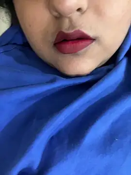 smile pretty online show from December 5, 1:31 pm