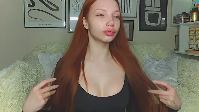 Snapshot of JudyWalkerr chatting on March 6, 4:19 am JudyWalkerr online show from March 6, 4:19 am