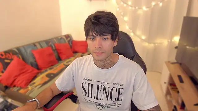 justin stark7 online show from February 11, 1:16 pm