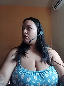 Angiee2001 online show from May 18, 3:51 pm