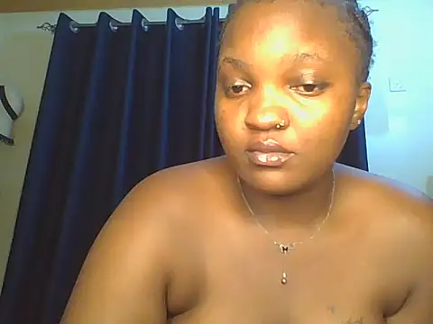 Snapshot of Ebony_butt chatting on October 25, 11:32 pm Ebony butt online show from October 25, 11:32 pm
