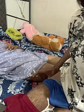 hottiess69 online show from January 29, 1:17 pm