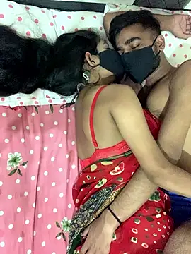 hottiess69 online show from September 13, 5:29 am