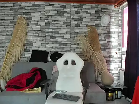 Snapshot of cindy_love2 chatting on September 22, 4:42 pm cindy love2 online show from September 22, 4:42 pm