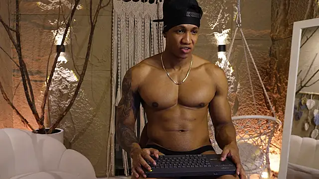 Logan Varela online show from September 11, 12:38 pm