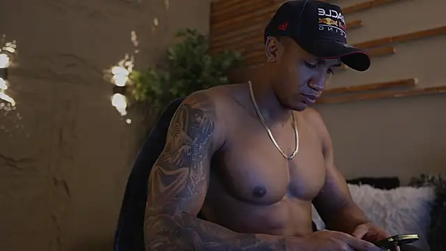 Logan Varela online show from February 16, 1:40 pm