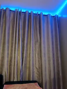 C-yoyo online show from April 12, 9:42 pm