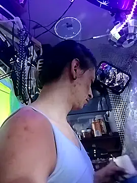 gurlnips online show from March 28, 12:10 am