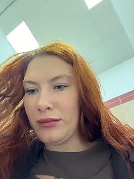 Snapshot of Liv_Fay chatting on February 12, 12:00 pm Liv Fay online show from February 12, 12:00 pm