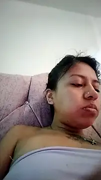 Snapshot of Tiphanydirty3 chatting on February 8, 3:37 pm Tiphanydirty3 online show from February 8, 3:37 pm