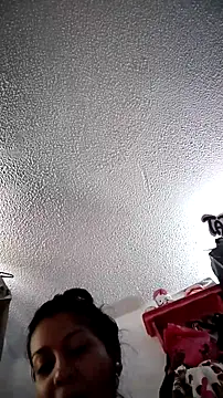 Snapshot of Tiphanydirty3 chatting on February 14, 3:53 pm Tiphanydirty3 online show from February 14, 3:53 pm