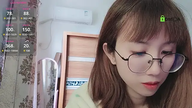 Lili 666 online show from February 28, 1:47 am