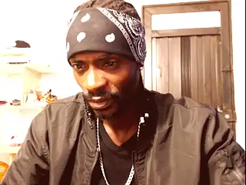 phillip-hot online show from February 15, 8:54 pm