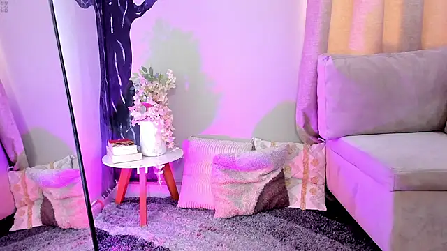 Miranda doll  online show from March 5, 12:12 pm