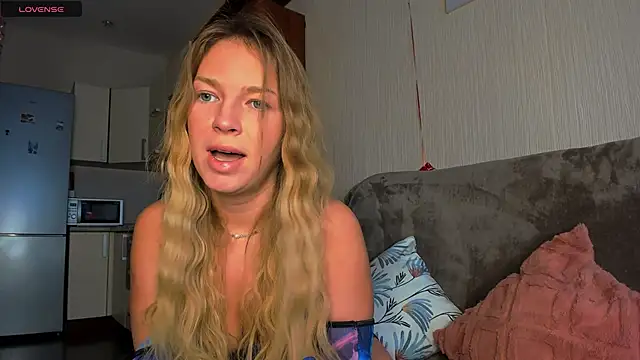 Snapshot of Jeanne_Williams chatting on March 16, 3:36 am Jeanne Williams online show from March 16, 3:36 am