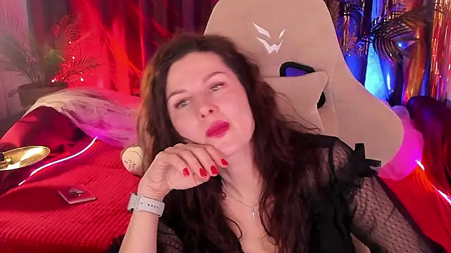 April o Nill online show from February 11, 4:45 pm